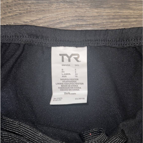 TYR Swim Briefs - Picture 3 of 4